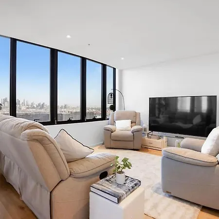 Victoria Square - Central Footscray Innerurban Apt Melbourne Exterior photo